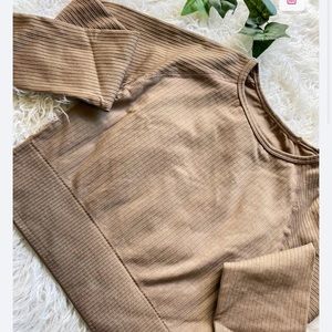 Ribben long sleeve workout crop top